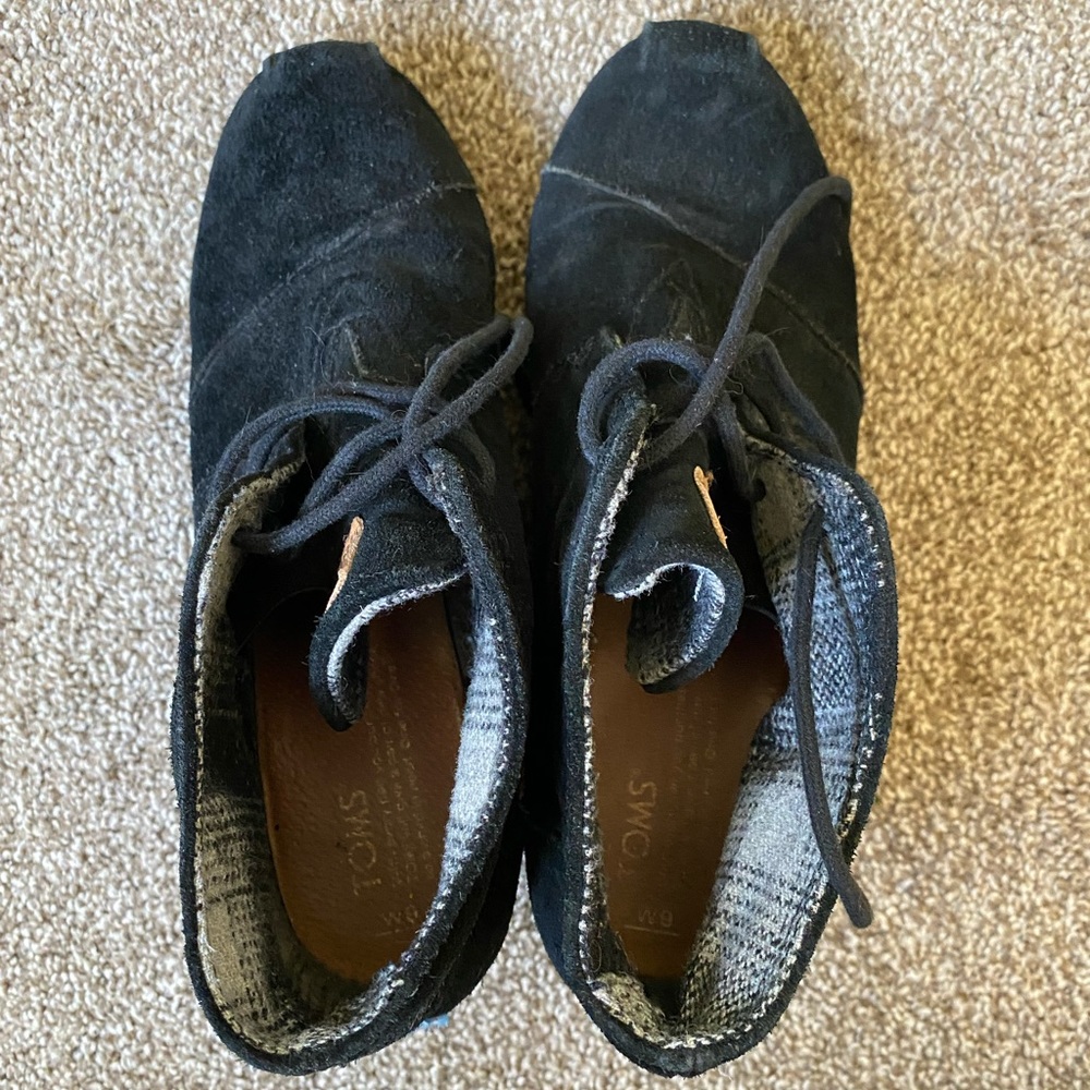 Toms Wedges